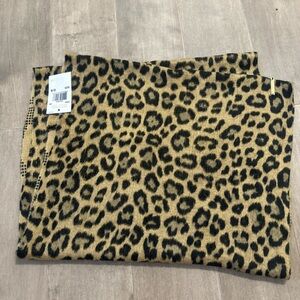 W MK cheetah infinity scarf